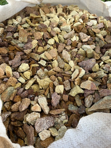 Златолит персиковый декоративная каменная крошка купить в Владивостоке