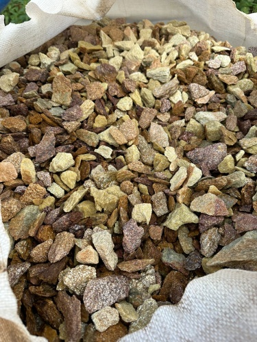 Златолит персиковый декоративная каменная крошка купить в Владивостоке