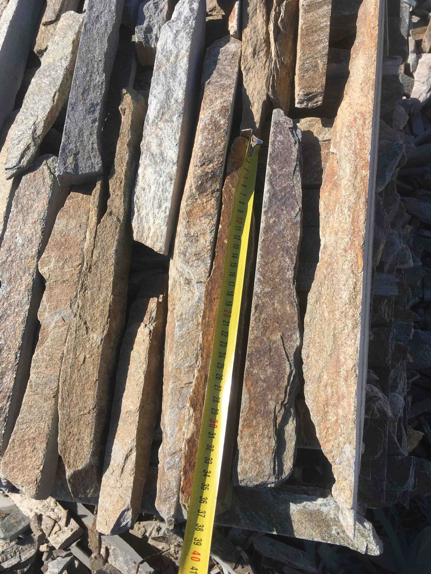 Горбушка златолит мультиколор для облицовки купить в Владивостоке