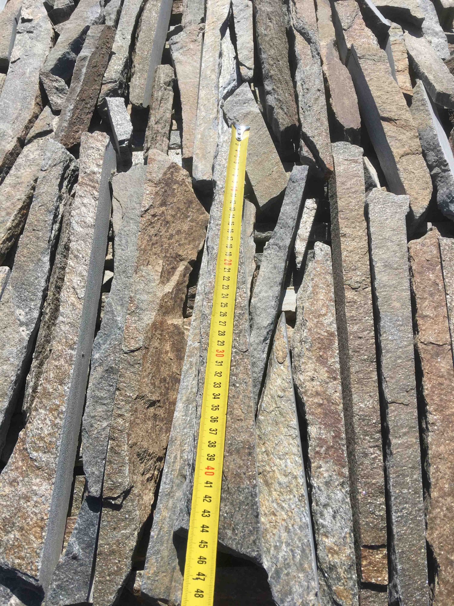 Горбушка златолит мультиколор для облицовки купить в Владивостоке