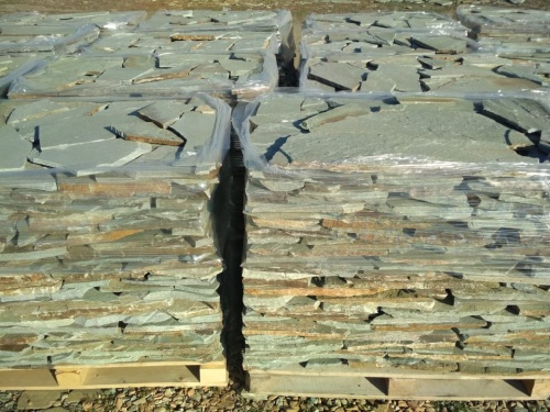 Плитняк златолит зелёный для цоколя, отмостки купить в Владивостоке